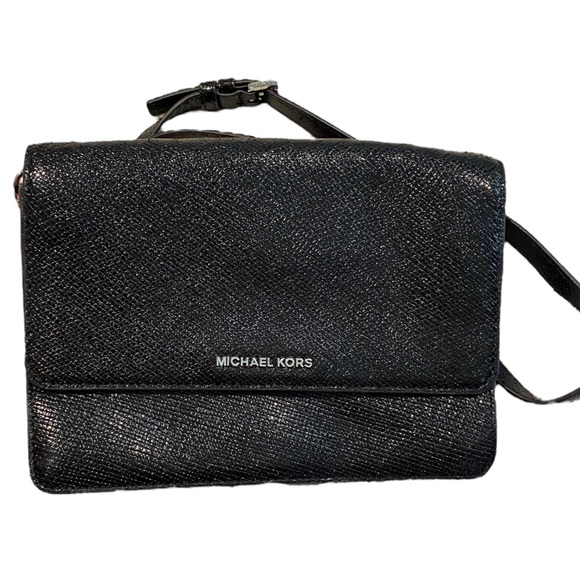 Michael Kors Black Large Gusset Crossbody Leather Purse Silver Hardware - Picture 1 of 10